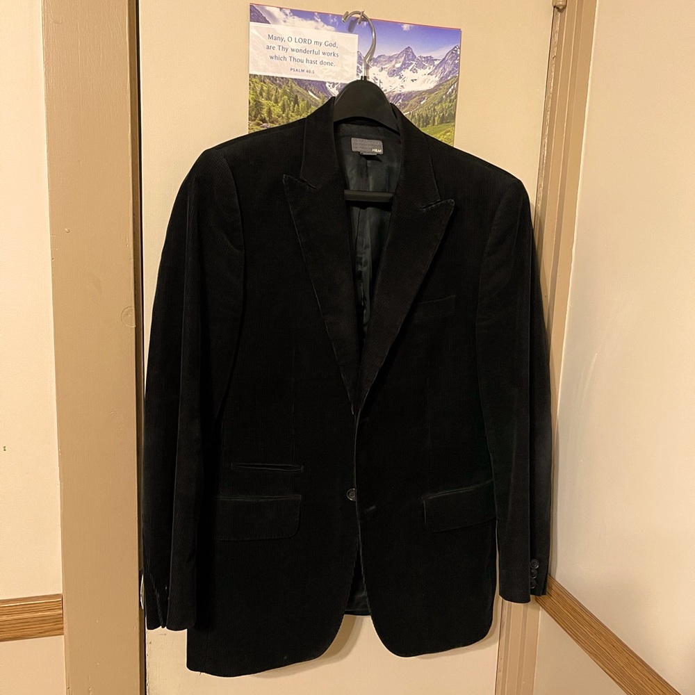 H M drees men coat size 38